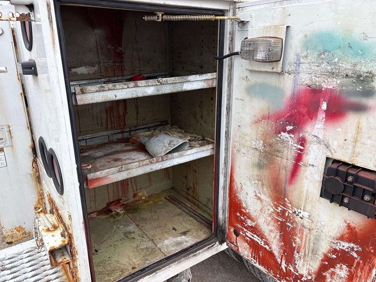 2012-ford-f550-image-30