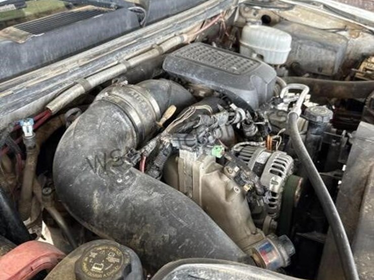 chevrolet-silverado-2500hd-image-15