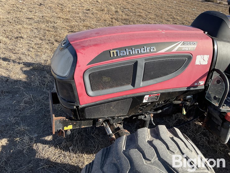 2015-mahindra-3550-pst-image-11