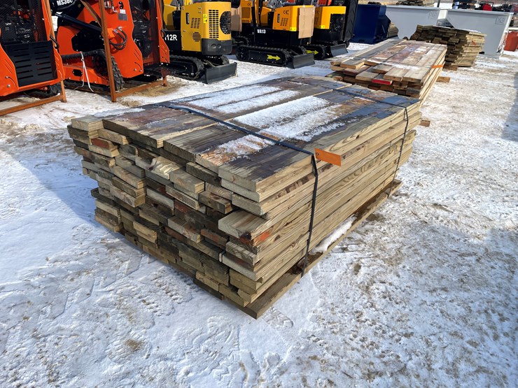 #3811-•-bundle-of-green-treated-lumber-image-3