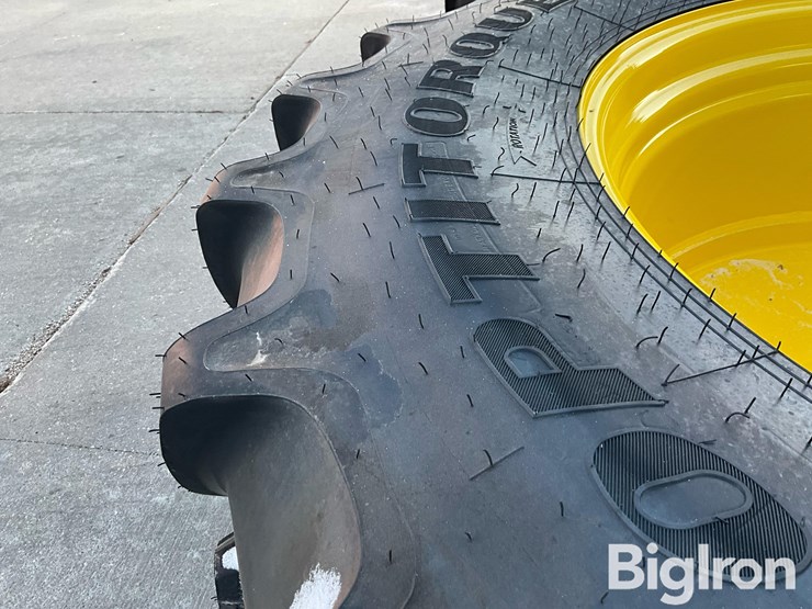 2025-john-deere-600r-image-19