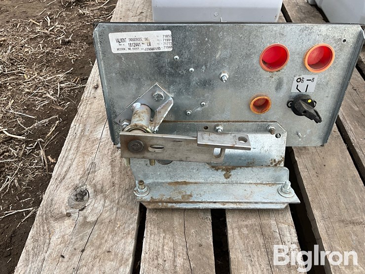 valley-pivot-tower-control-boxes-image-11