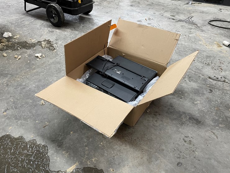 #5853-•-hp-desktop-computer-image-4