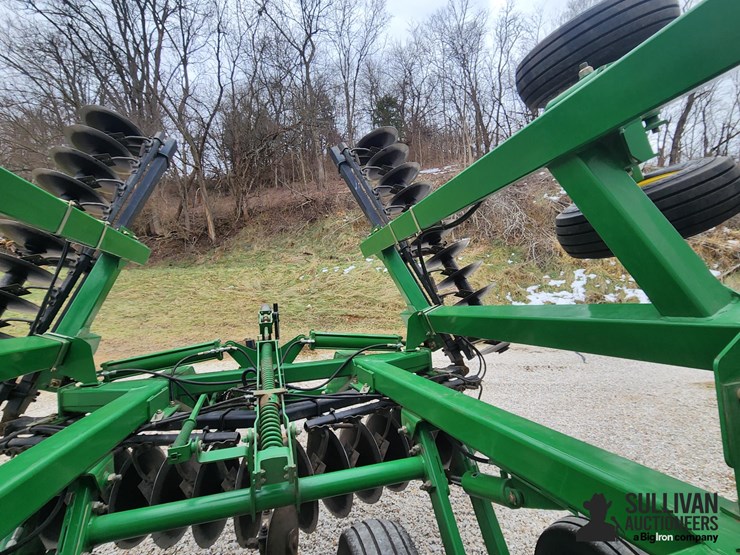 2011-john-deere-637-image-17