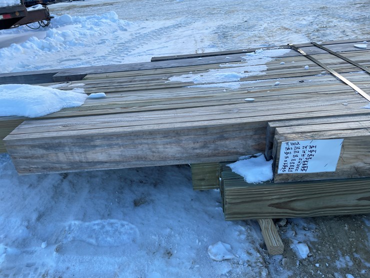 #3790-•-bundle-of-laminated-wood-beams-image-27