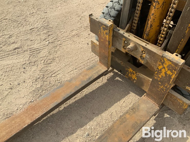 clark-propane-forklift-image-17