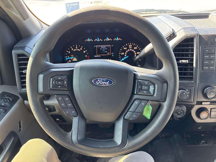 2017-ford-f150-image-10