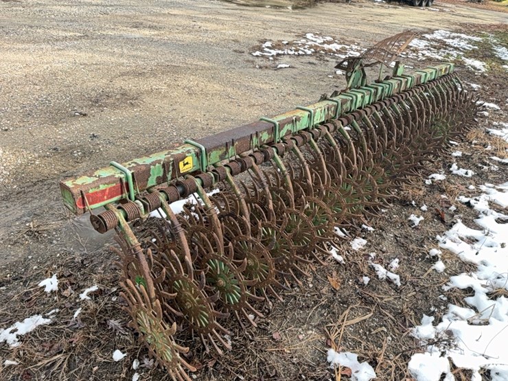 john-deere-15-image-8