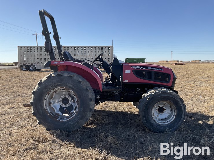 2015-mahindra-3550-pst-image-4