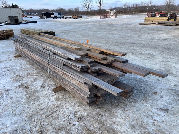 #3805-•-bundle-of-construction-grade-lumber-image-4