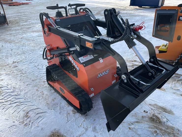 #302-•-mms-mini-skid-steer-ride-on-loader-image-3