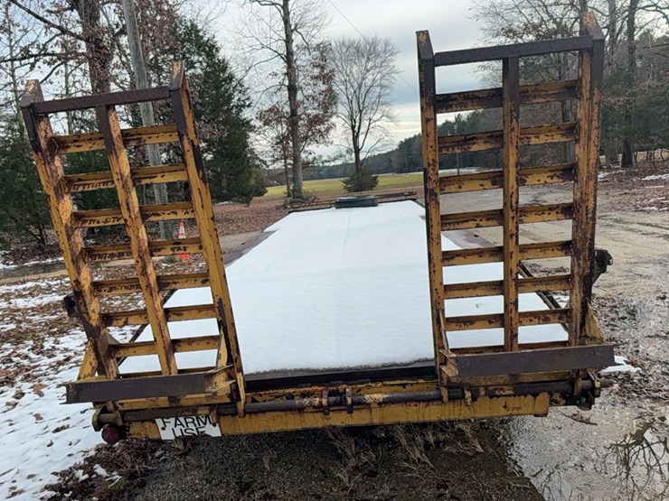 intl-trailer,-6-wheel,-18-ft-flat-with-4-ft-ramps;-located-at-7241-roxbury-rd,-charles-city,-va,--please-call-804.837.9940-or-804.651.4404-with-questions-image-28