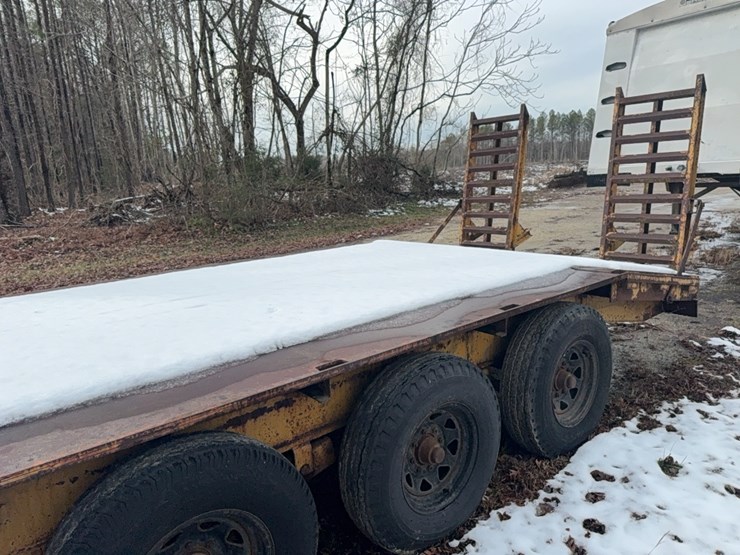 intl-trailer,-6-wheel,-18-ft-flat-with-4-ft-ramps;-located-at-7241-roxbury-rd,-charles-city,-va,--please-call-804.837.9940-or-804.651.4404-with-questions-image-20