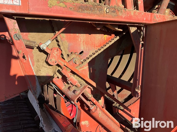 1995-hesston-4900-image-18