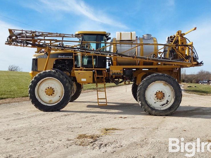 ag-chem-rogator-1264-image-8