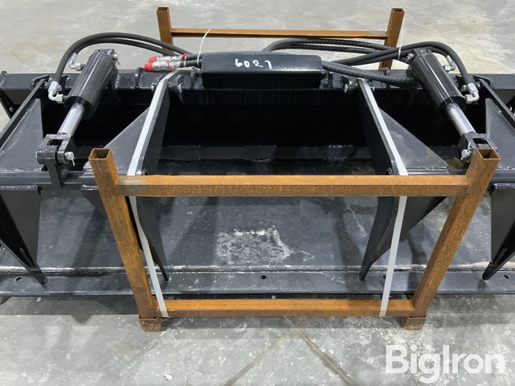 2025-giyi-pg72-72"-skid-steer-plate-grabber-grapple-bucket-image-17