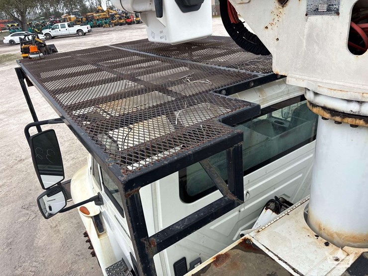 2007-international-durastar-4300-image-29