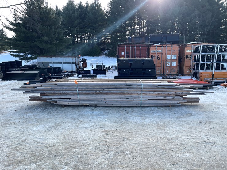 #3805-•-bundle-of-construction-grade-lumber-image-2
