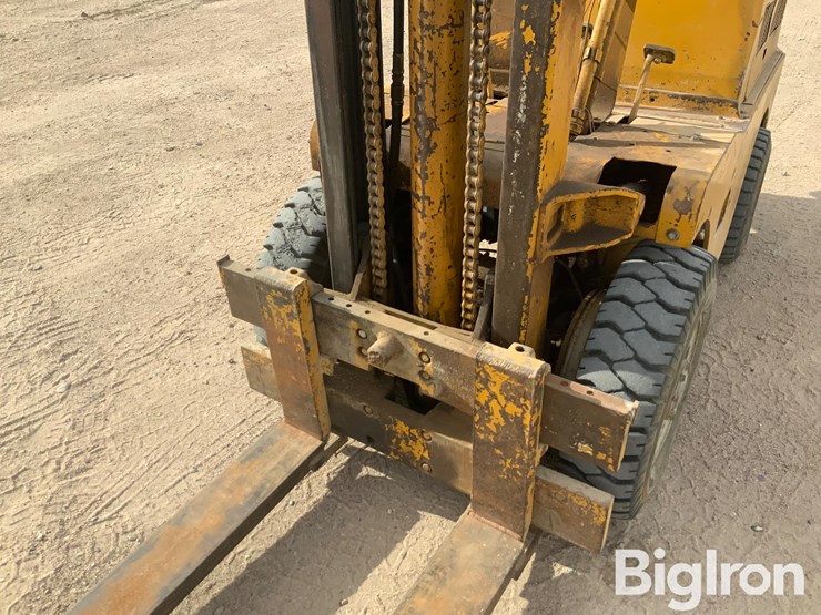 clark-propane-forklift-image-18