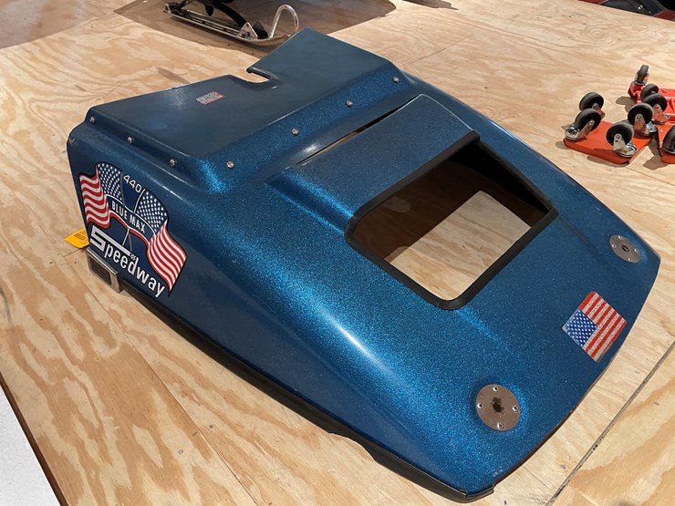 #3851-•-1973-speedway-440-blue-max-snowmobile-hood-image-2