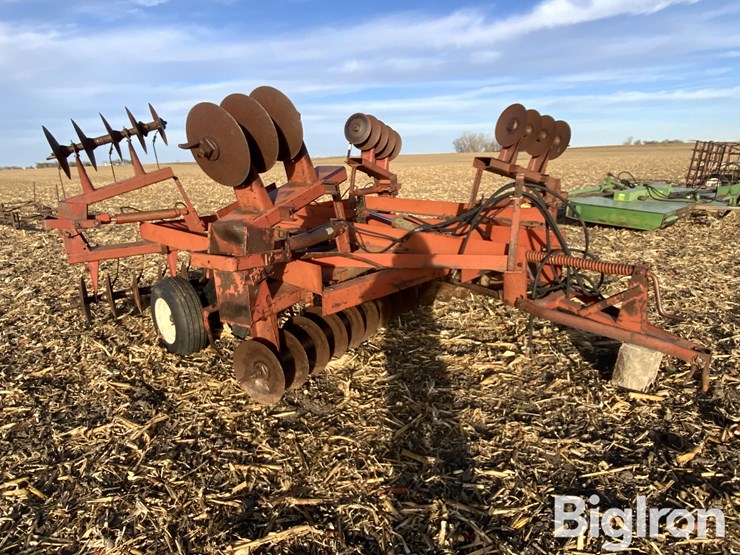 international-485-image-3