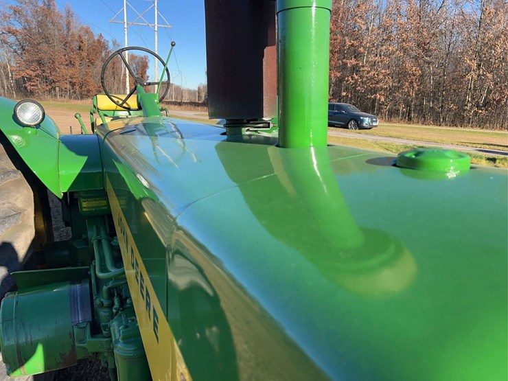 john-deere-830-image-14