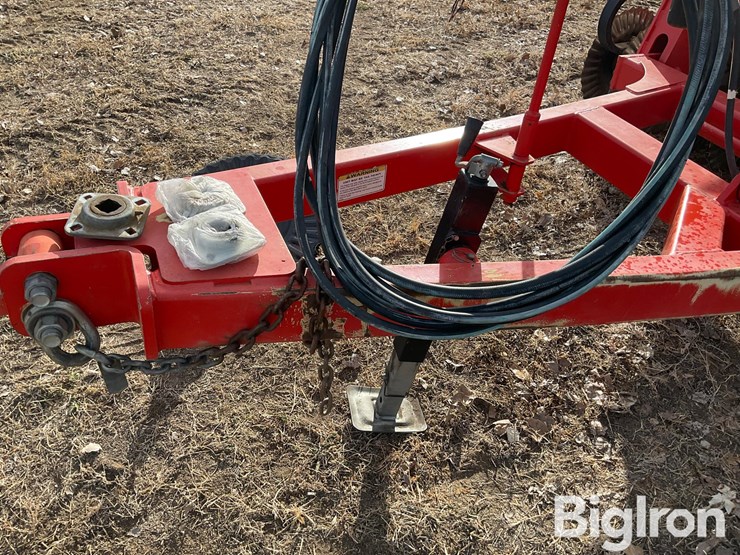 2015-kuhn-8000-excelerator-vertical-tillage-tool-image-13