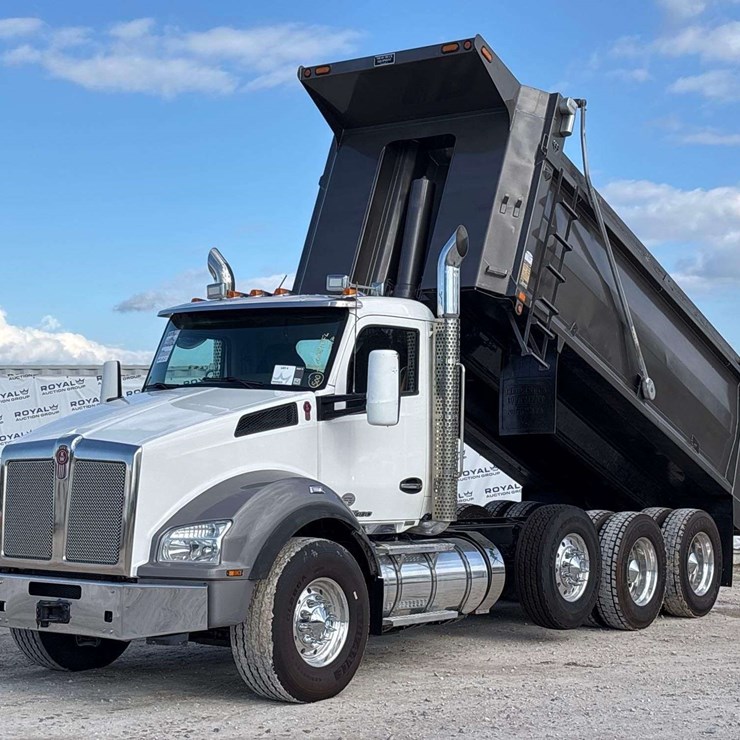 2019 KENWORTH T880
