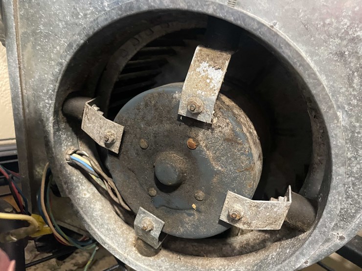 #6190-•-water-pump-and-a-multi-speed-band-image-8