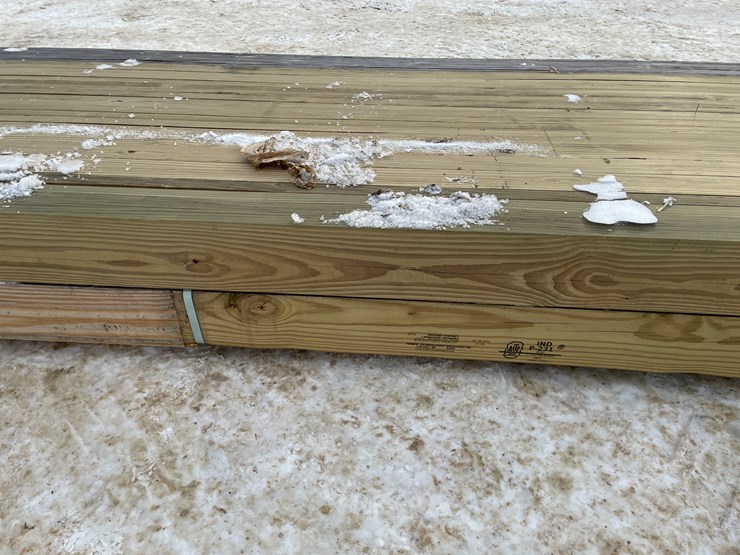 #3777-•-bundle-of-laminated-wood-beams-image-23