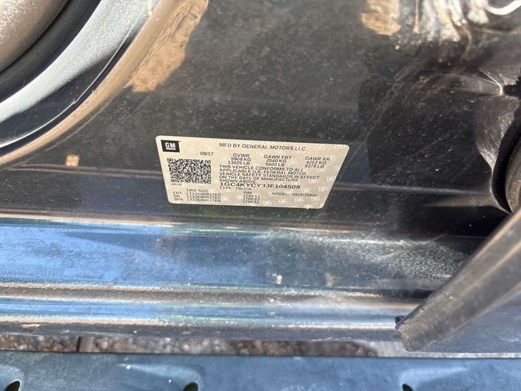 2018-chevrolet-silverado-3500hd-image-9