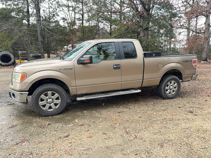 2014,-f-150-pickup,-100,000-miles,-gas-3.7l-engine;-located-at-7241-roxbury-rd,-charles-city,-va,-please-call-804.837.9940-or-804.651.4404-with-questions-image-6