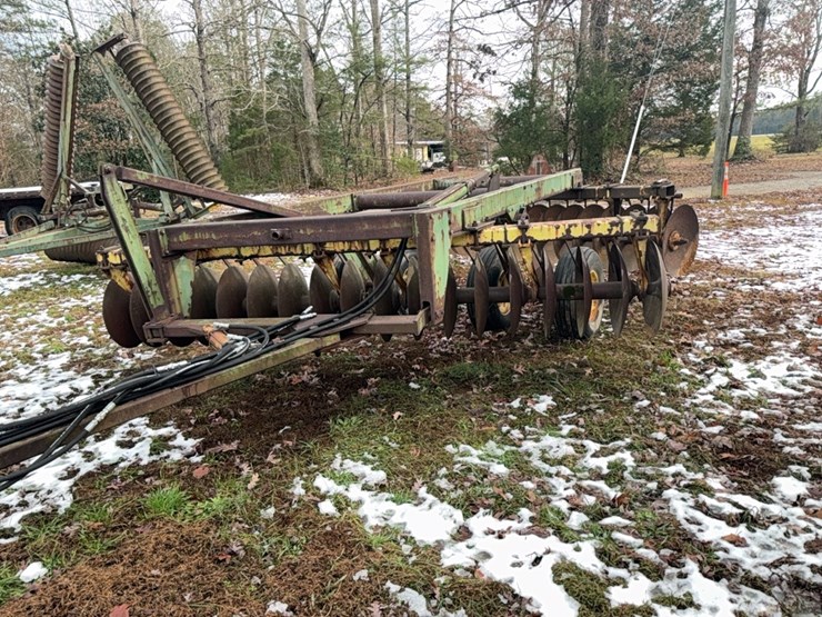 john-deere-340-image-4