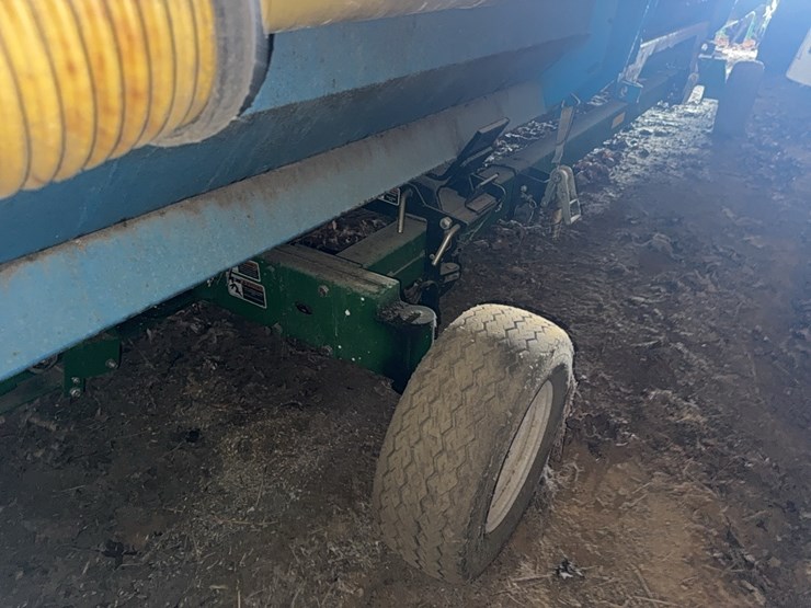 shelborne-stripper-header-with-cart;-located-at-7241-roxbury-rd,-charles-city,-va,-please-call-804.837.9940-or-804.651.4404-with-questions-image-37