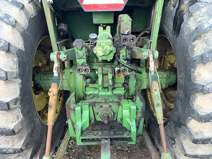 john-deere-4630-image-11