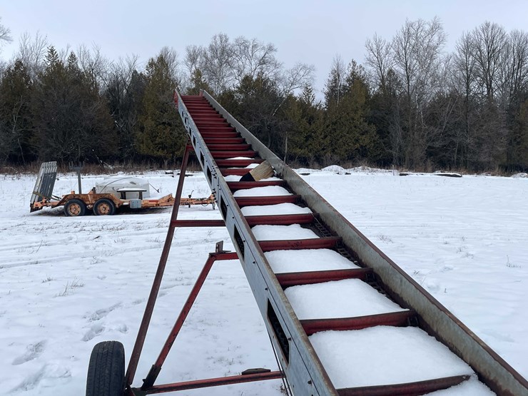 #3521-•-hay-elevator-image-21