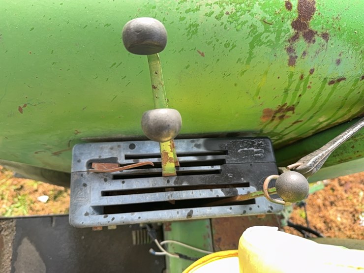 john-deere-4320-image-49