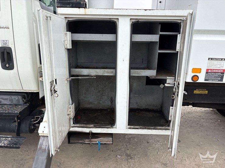 2007-international-durastar-4300-image-36