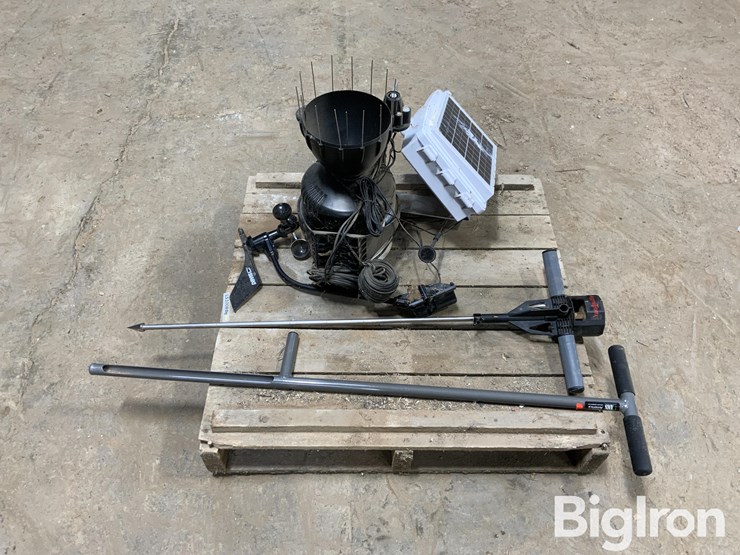 davis-vantage-pro-2-weather-station-&-soil-tools-image-8