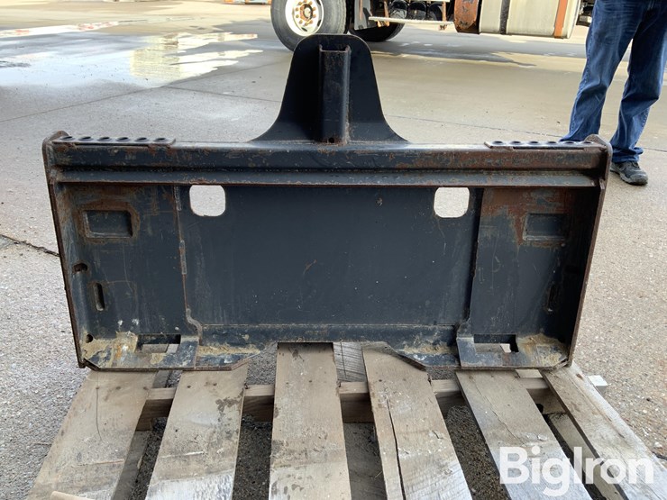 bobcat-skid-steer-3-pt-hitch-attachment-image-6