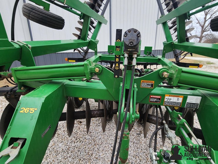 2011-john-deere-637-image-15