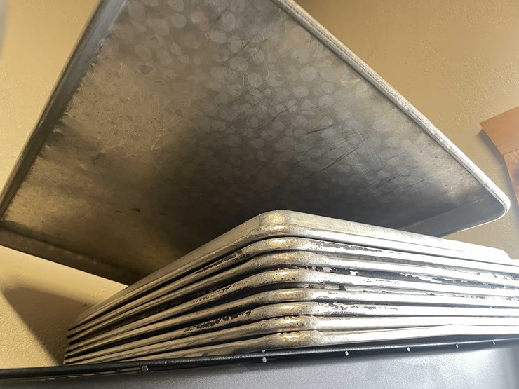 #6194-•-bakers-rack-and-trays-image-6