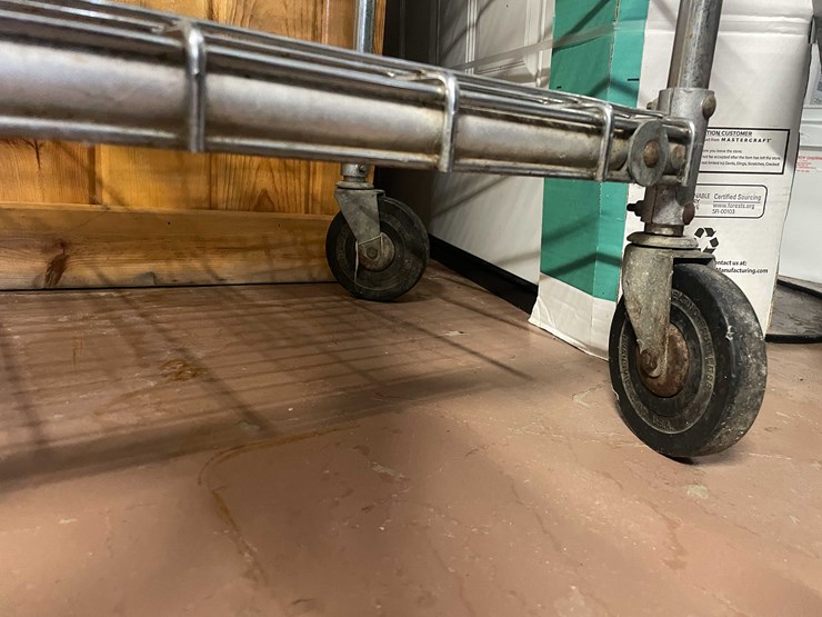 #6351-•-metal-rack-image-5