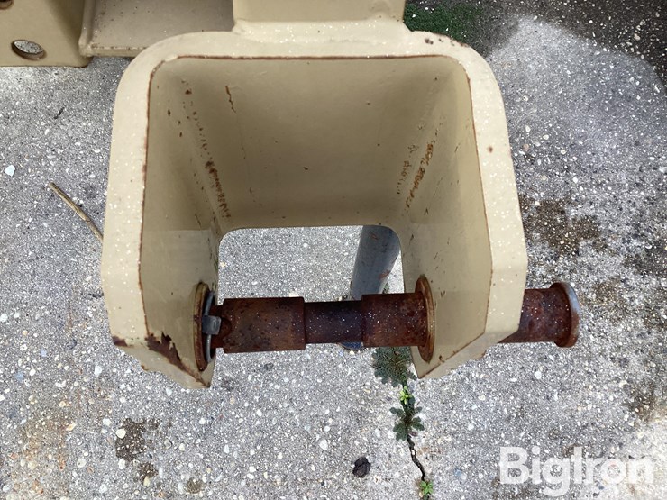 land-pride-3-pt-rotary-ditcher-image-11