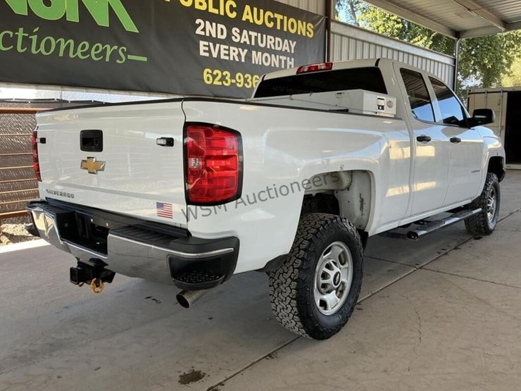 2015-chevrolet-silverado-2500hd-image-7