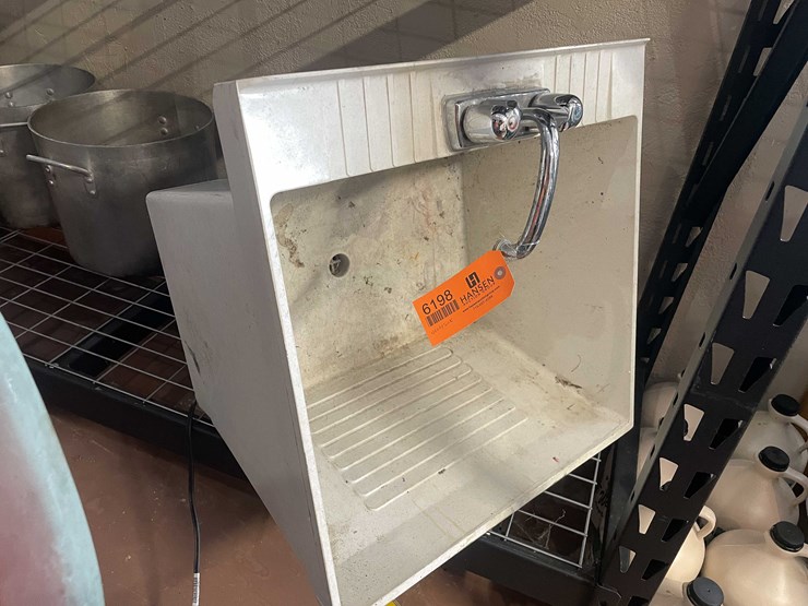 #6198-•-utility-sink-image-1