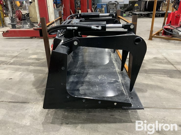 2025-giyi-pg72-72"-skid-steer-plate-grabber-grapple-bucket-image-4