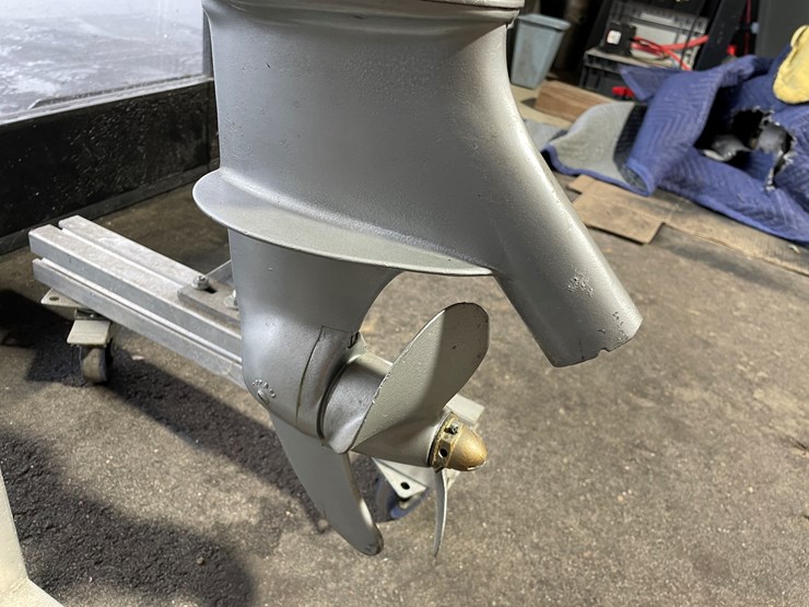 #3821-•-evinrude-zephyr-vintage-outboard-boat-motor-image-8