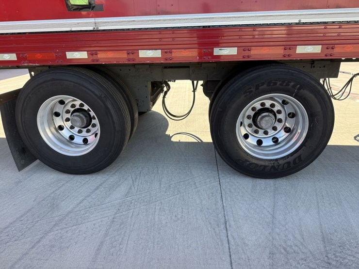 2016-utility-van-image-5