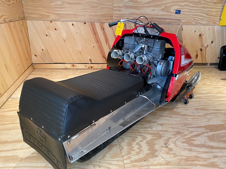#3777-•-1971-rupp-800-magnum-snowmobile-image-7